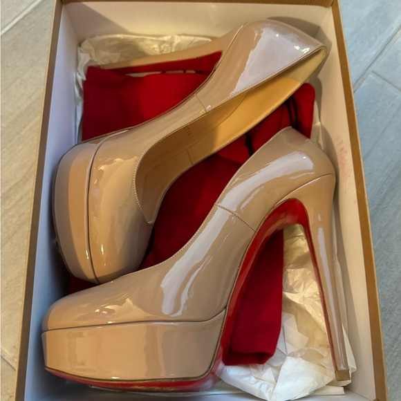 Christian Louboutin Bianca 140 leather patent 38 Nude - Picture 5 of 7